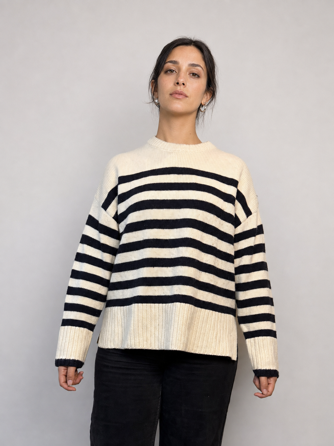 Sweater ZARA Crema, azul marino talla L