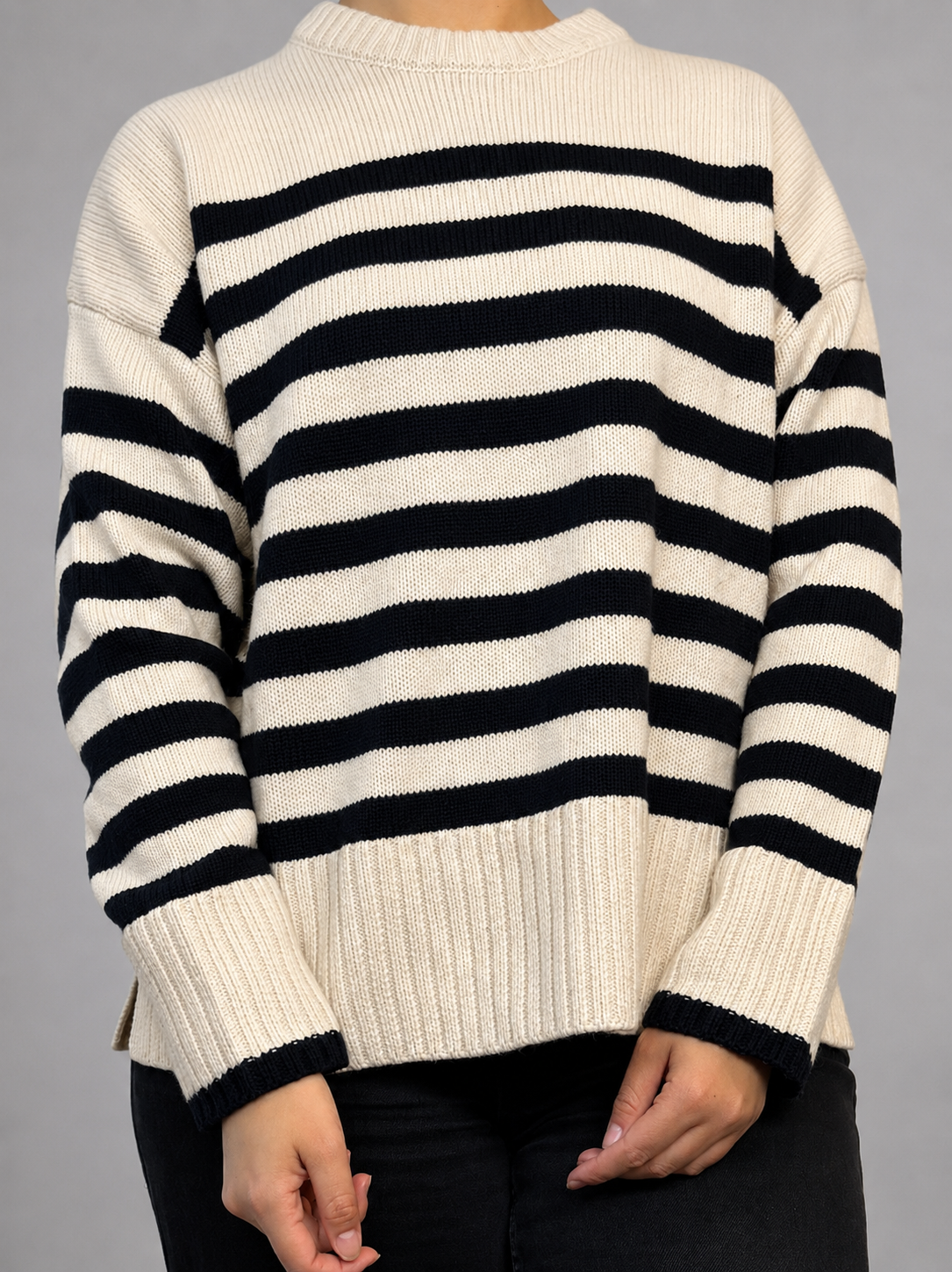 Sweater ZARA Crema, azul marino talla L