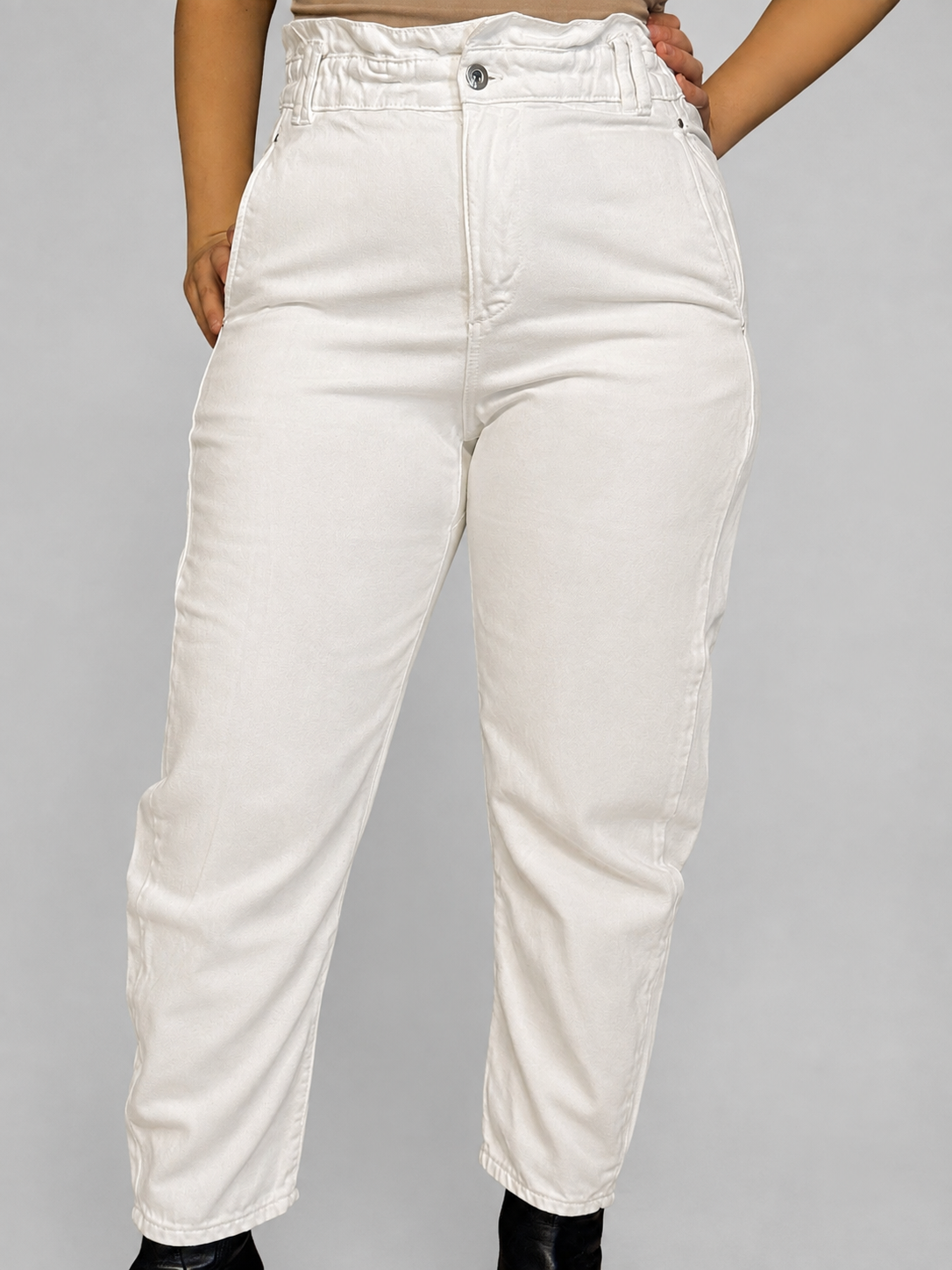 Jeans ZARA Blanco talla 38