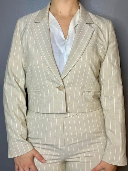 Blazer IO Beige; Blanco talla 40