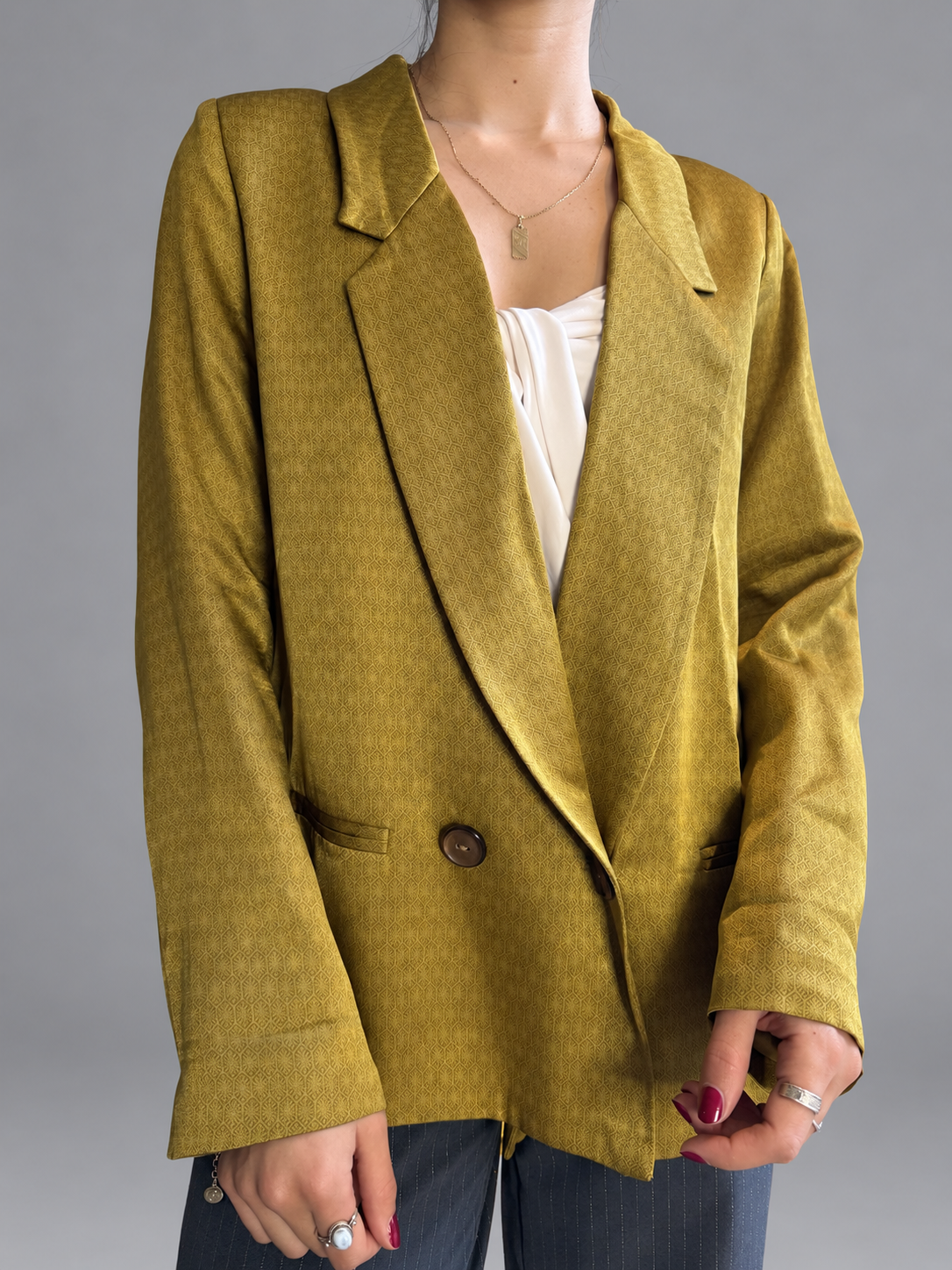 Blazer ZARA BASIC Mostaza talla L - portada