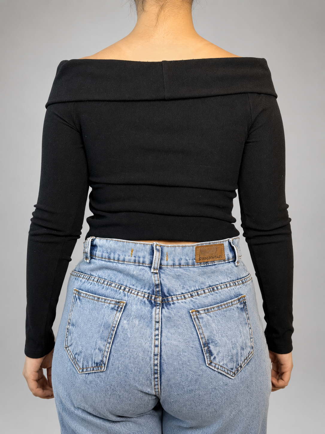 Polera Manga Larga PAULA MEKIS PARA SYBILLA Negro talla L - vista posterior