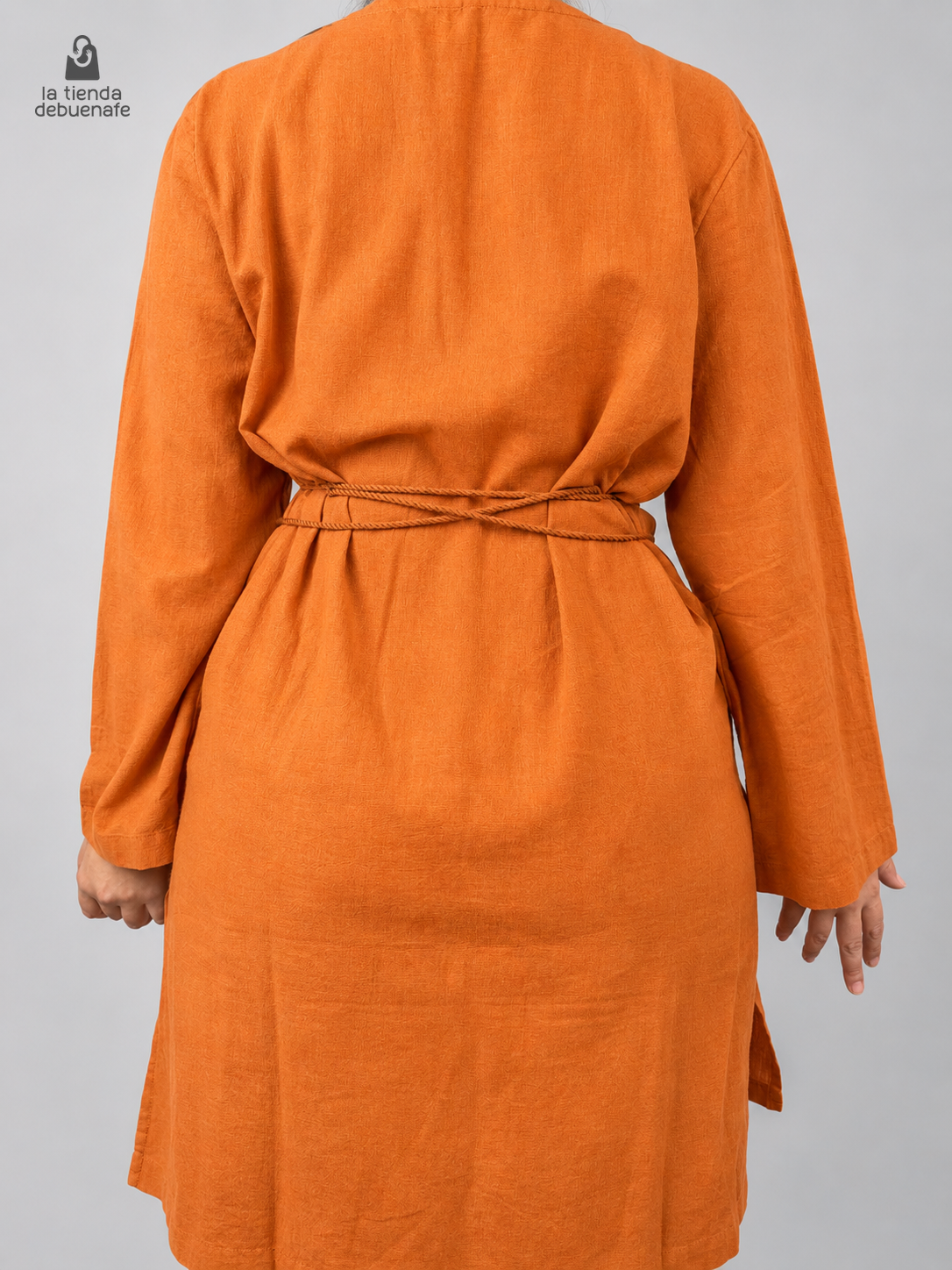 Vestido OYSHO talla L - vista posterior