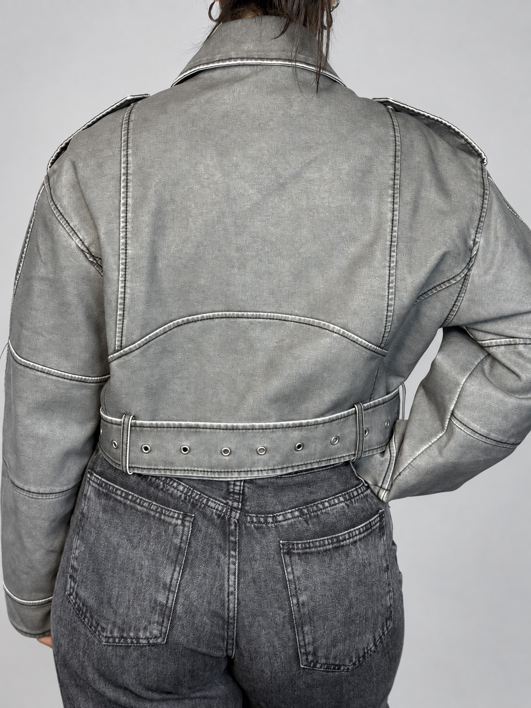 Chaqueta SHEIN talla L - detras