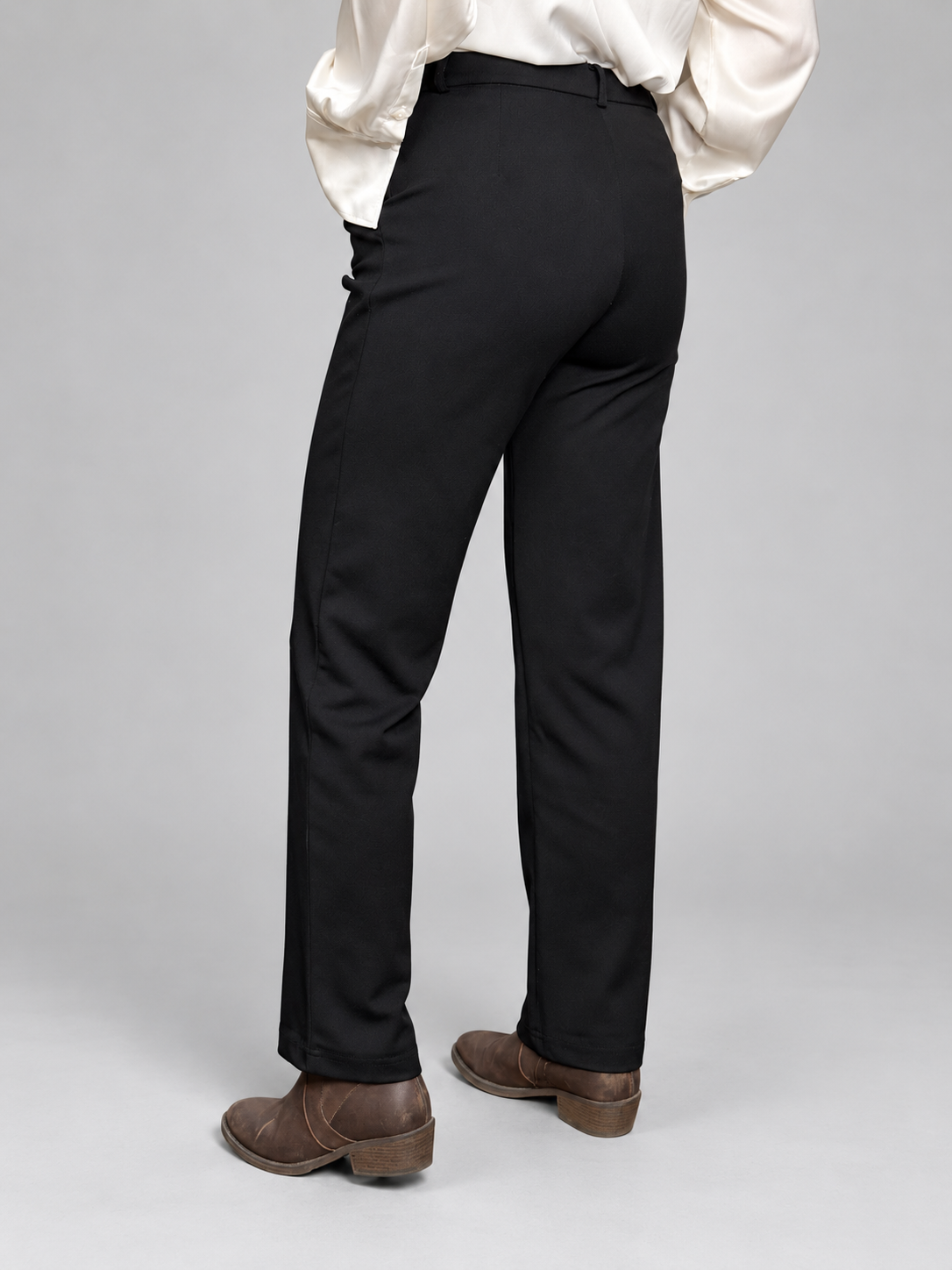 Pantalon JDY talla XS/32 - detras