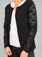 Kimono K LIKAS, portada