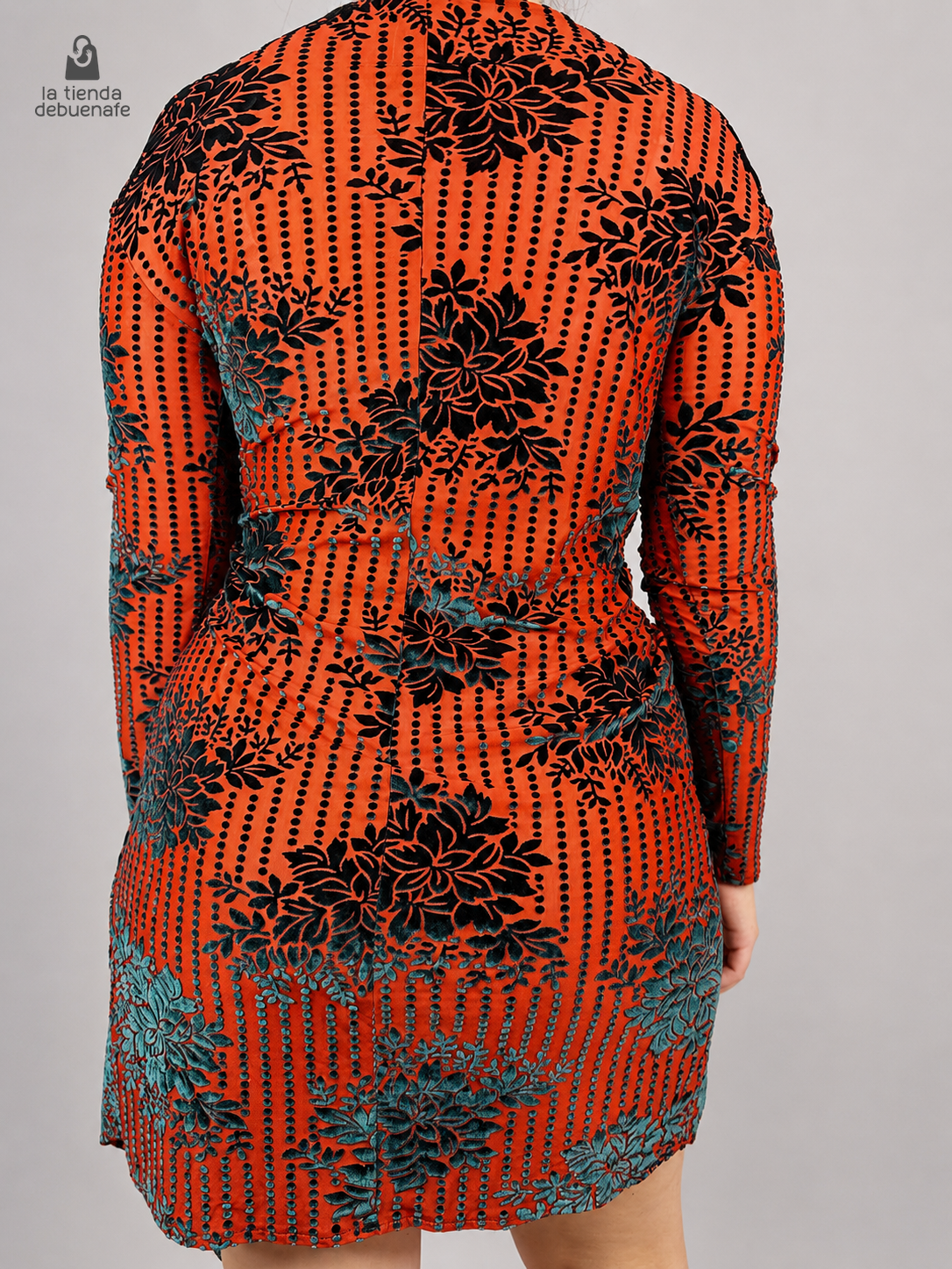 Vestido fiesta ZARA TRAFALUC talla M - vista posterior