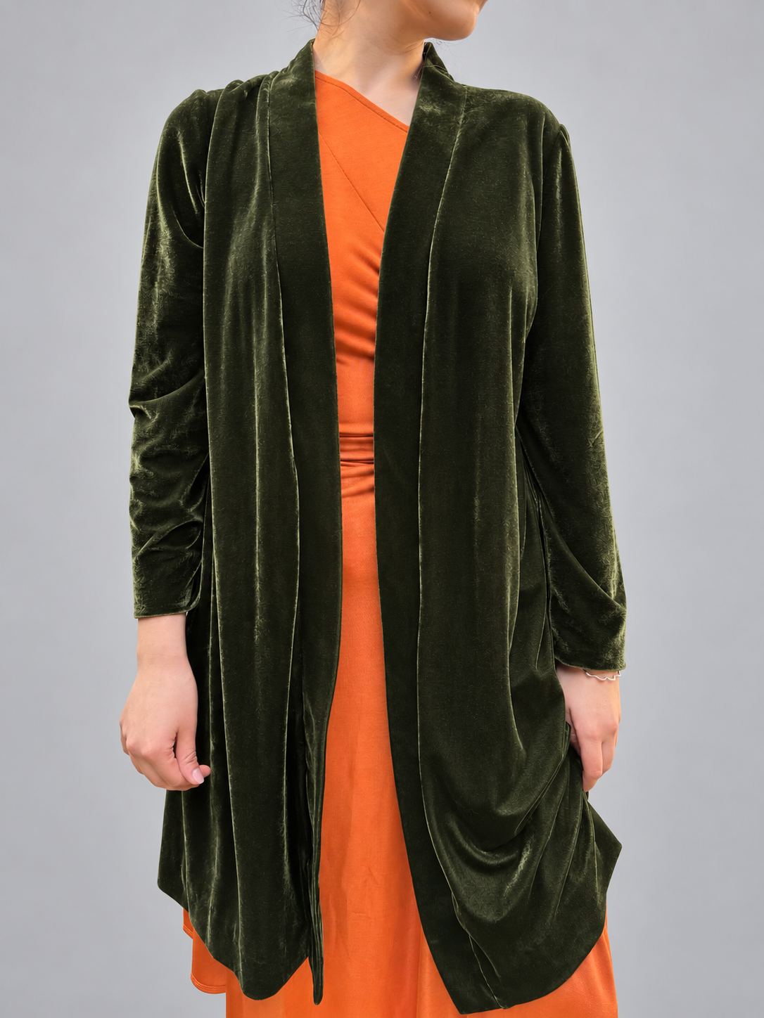 Kimono verde musgo oscuro tornasolado talla referencia M/L - frente
