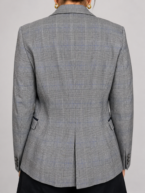 Blazer ZARA BASIC talla M - vista posterior