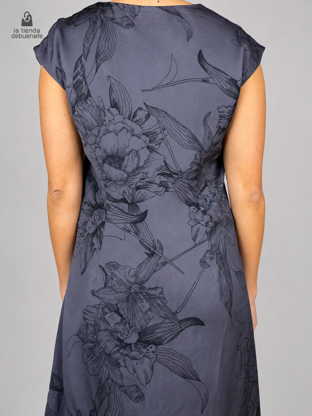 Vestido fiesta ZARA BASIC talla M - vista posterior