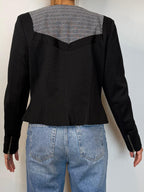 Blazer IO Negro; blanco talla 38