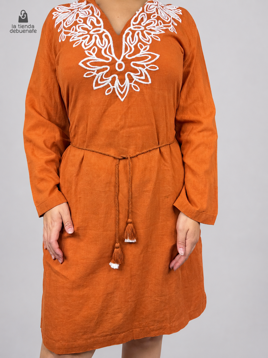 Vestido OYSHO talla L - vista frontal