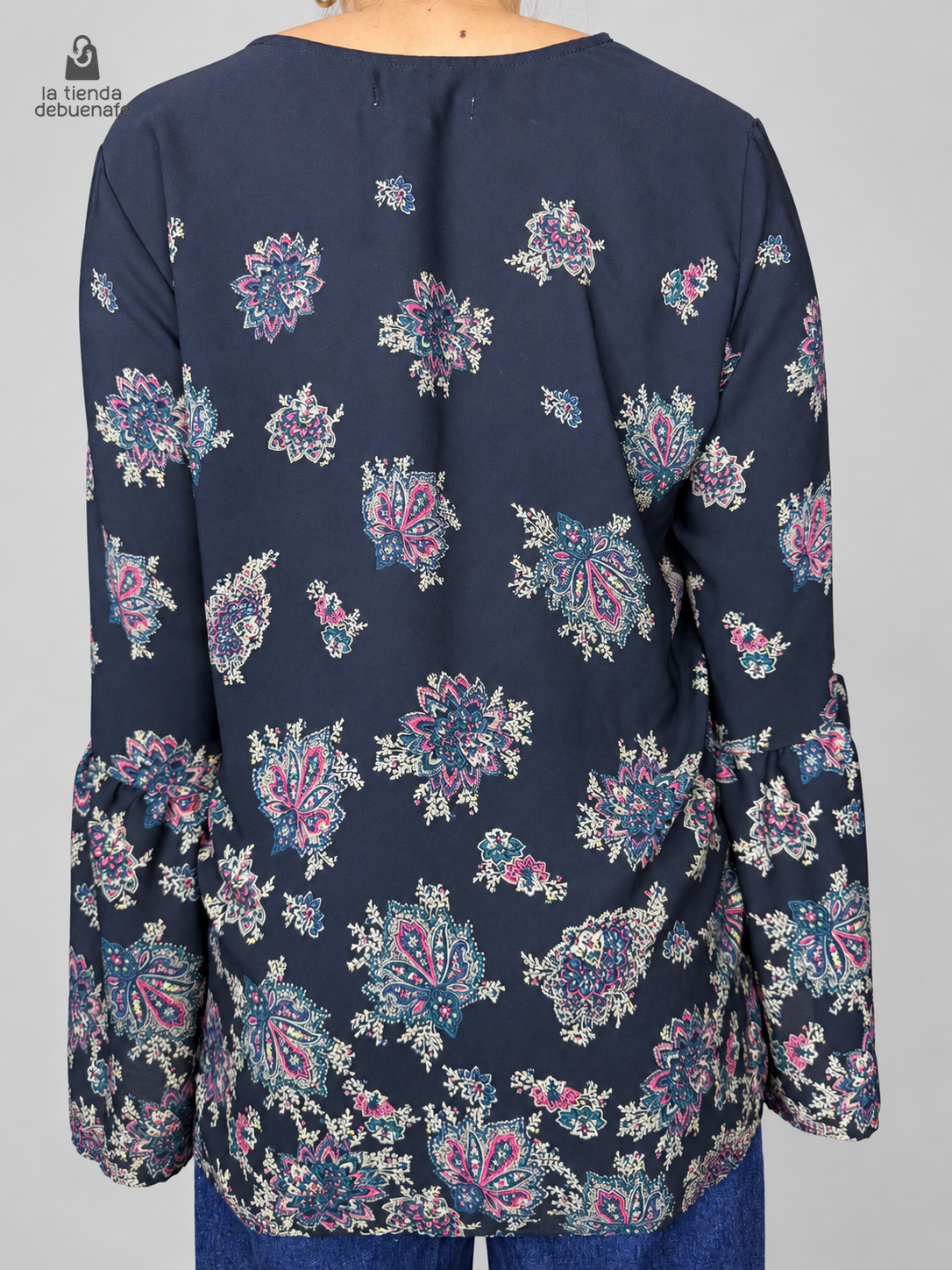 Blusa ABERCROMBIE & FITCH talla L - vista posterior
