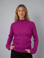 Sweater IO, portada