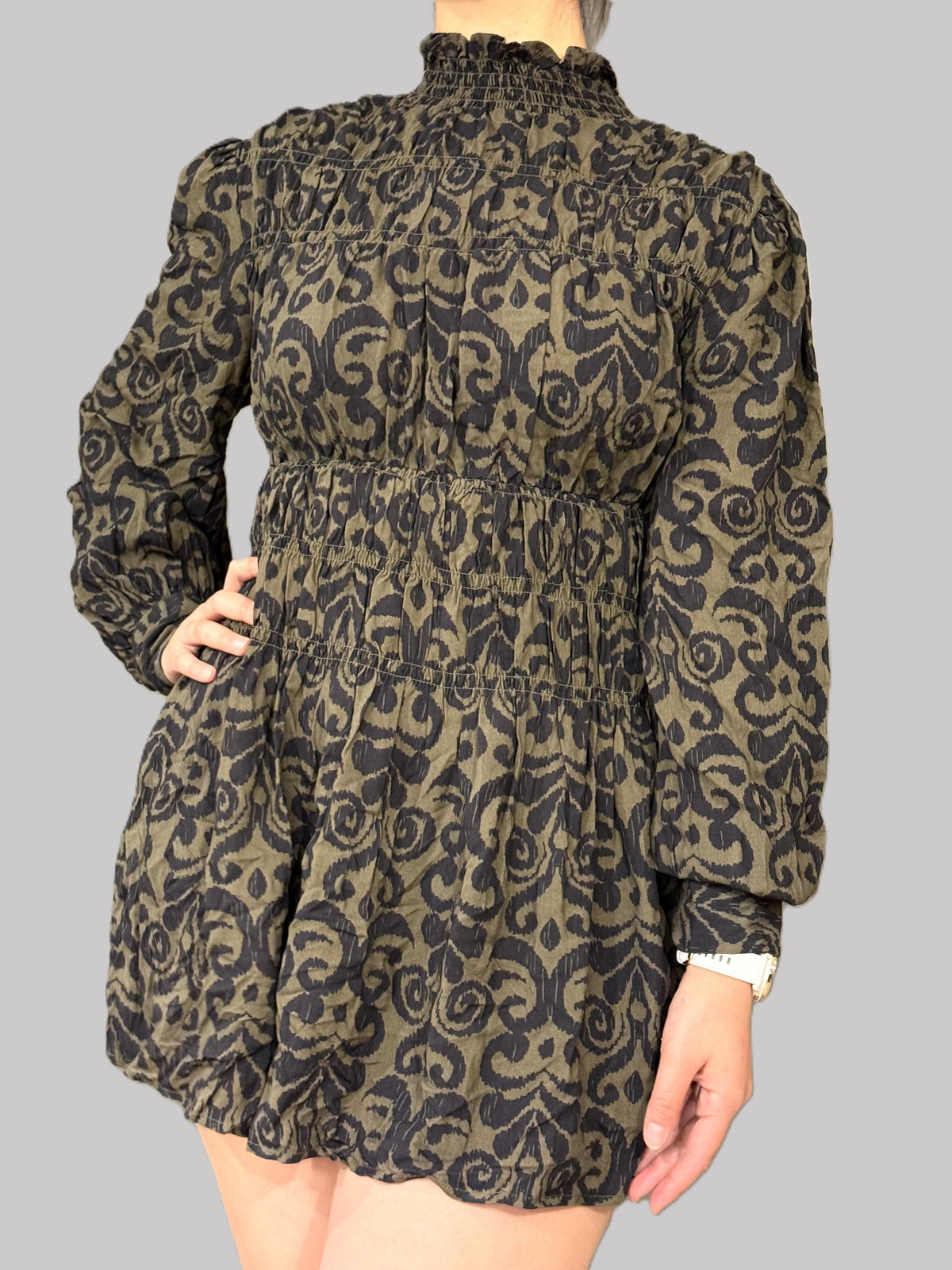 Vestido LOUNGE Verde talla M - vista frontal
