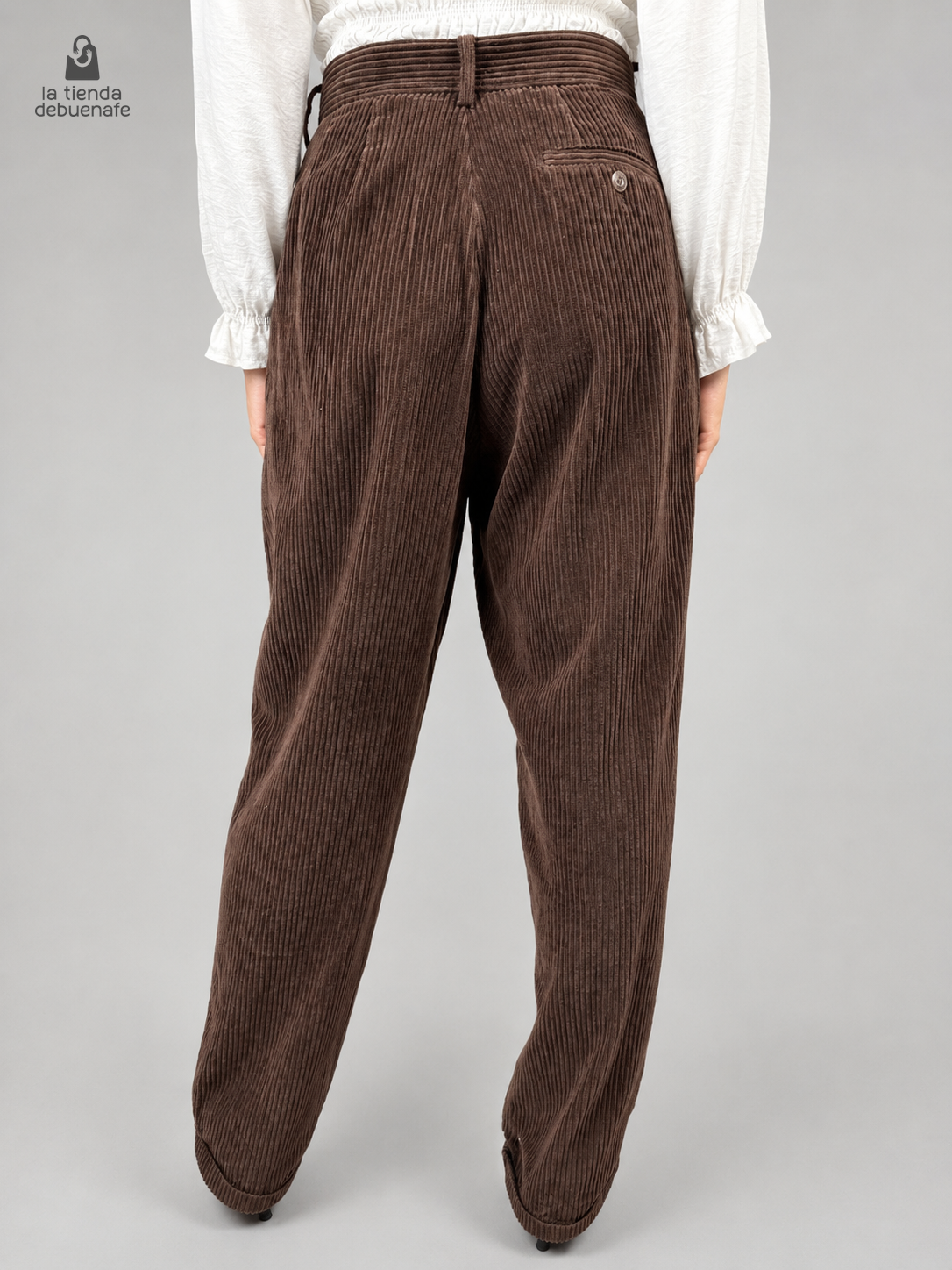 Pantalon EDDIE BAUER talla 8 - vista posterior