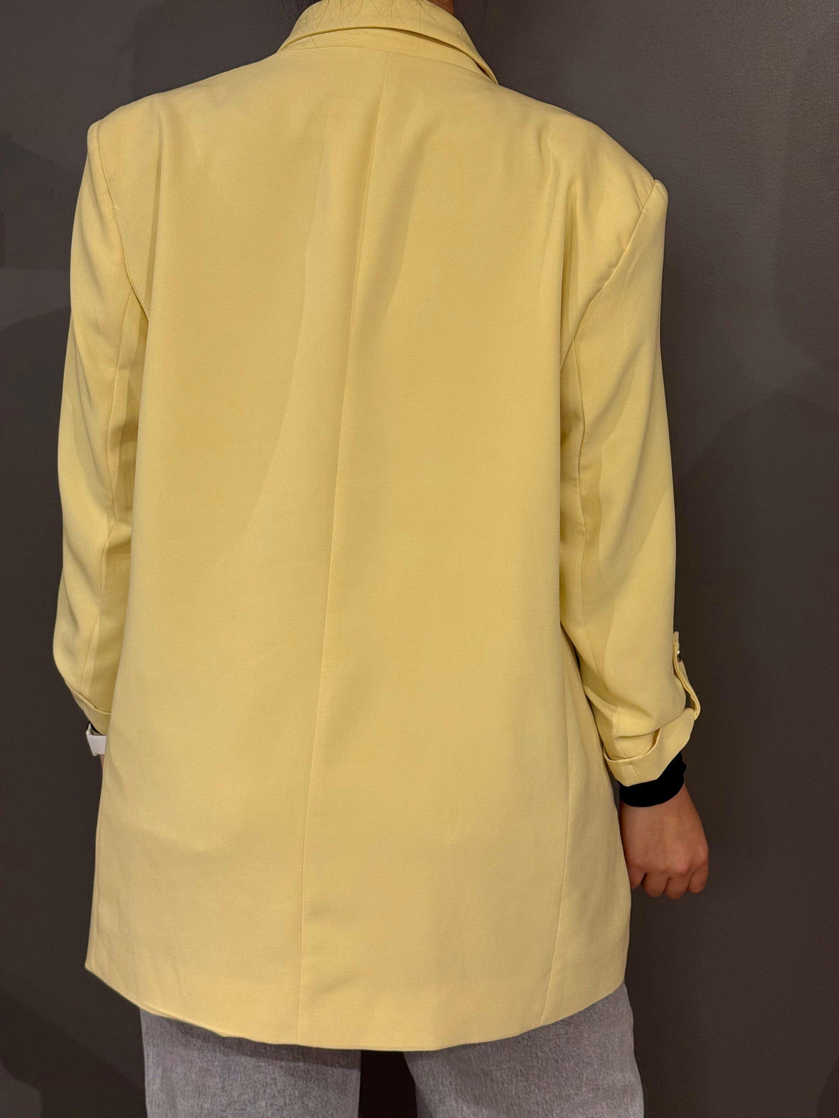 Blazer ZARA Amarillo talla XL (~L) - vista posterior