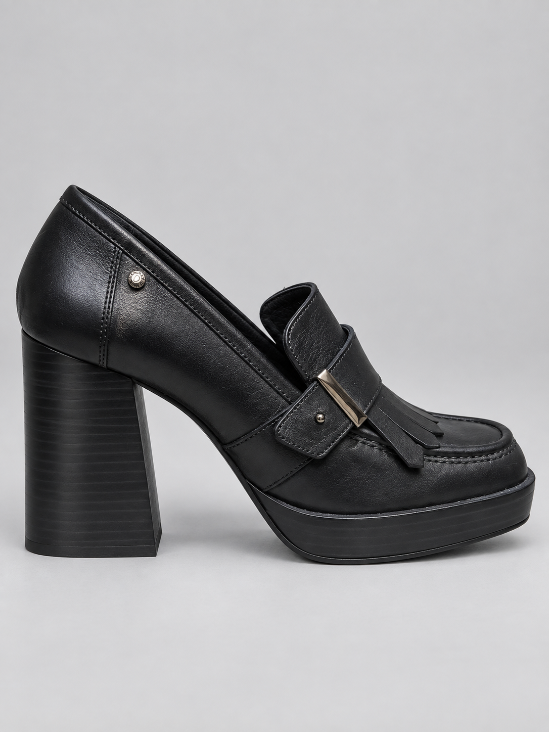 Calzado POLLINI talla 39 - portada
